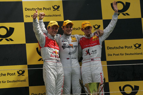 På podiet fra venstre Mattias Ekström, Gary Paffett og Oliver Jarvis.